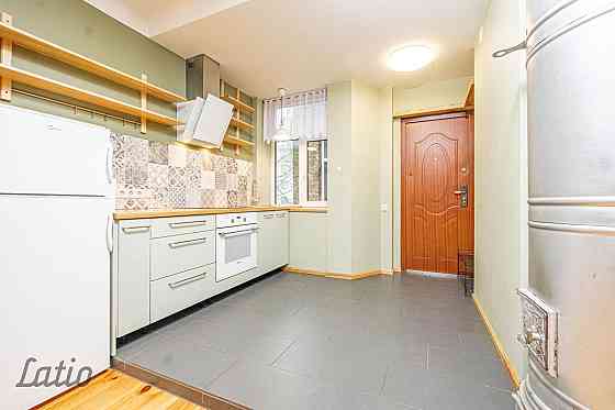 Izīrē 1 ist. dzīvokli pēc kapitāla remonta.  Dzīvoklī ir atsevišķa vannasistaba ar dušu, liels siena Rīga