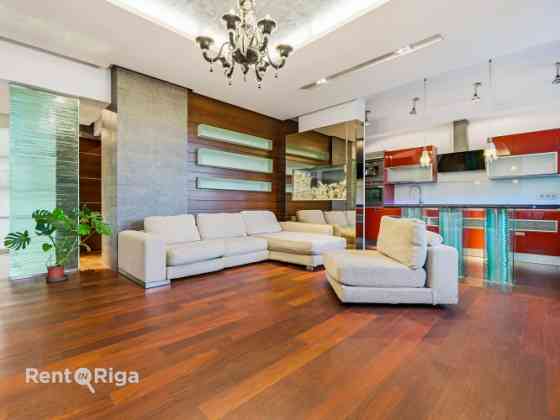 A three-room apartment is available in the center of Riga. The property is located in a green and ra Rīga