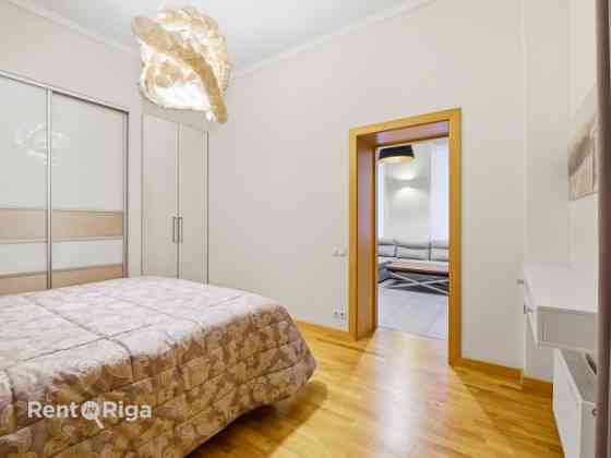 Уютная 3-комнатная квартира в центре Риги.  Автономный газовый котел для контроля Rīga