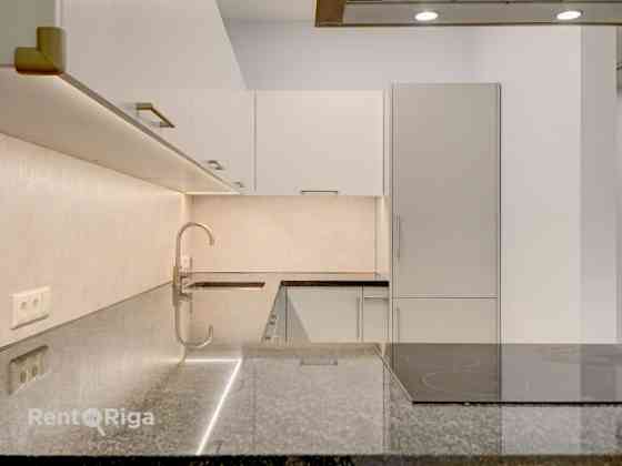 Продаётся квартира в Асари  исключительное расположение у самого моря Jūrmala