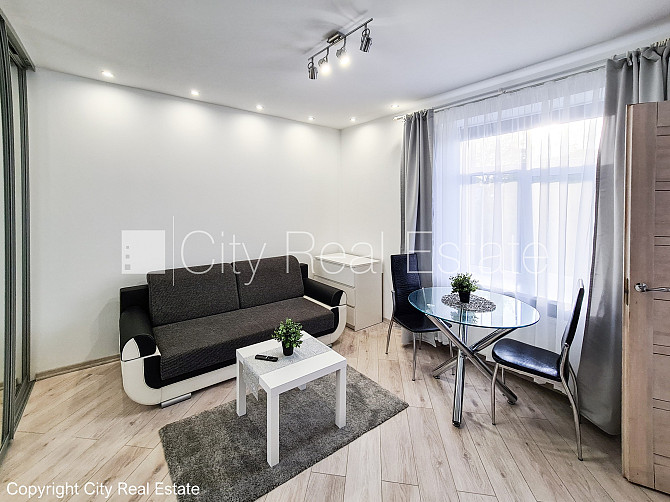 Проект - Миера 86, фасадный дом, реновированный дом, вход с улицы, лестничная клетка Рига - изображение 18