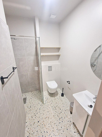 Privātmāja, pagalma māja, renovēta māja, apsargāts pagalms, ieeja no pagalma, logi vērsti uz Rīga - foto 17