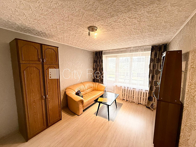 Pagalma māja, labiekārtota apzaļumota teritorija, vieta vairākām automašīnām, ieeja no Rīga - foto 2