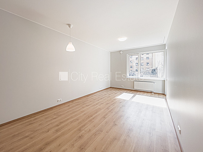 Здание во дворе, реновированный дом, закрытая территория, возможность аренды Рига - изображение 9