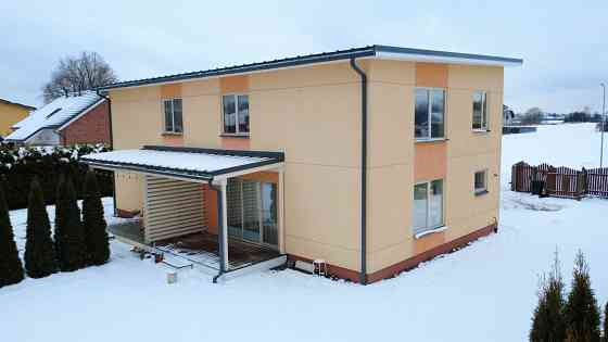 Pilno īpašuma video tūri var noskatīties, nospiežot uz mājas lapas sludinājuma lejas daļā. Jauns... Mārupe