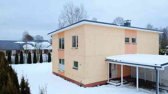 Pilno īpašuma video tūri var noskatīties, nospiežot uz mājas lapas sludinājuma lejas daļā. Jauns... Mārupe