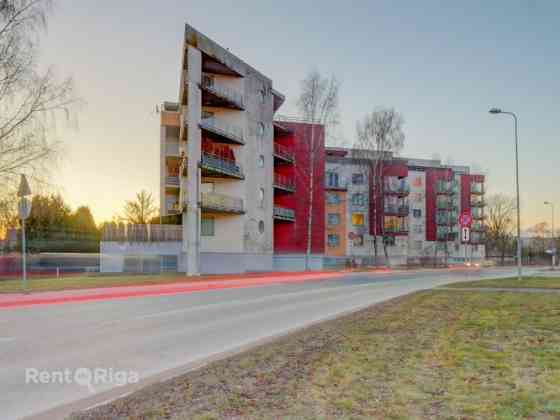Продаётся 2-комнатная квартира в жилом проекте Zolitūdes Vārti. В стоимость включено Rīga
