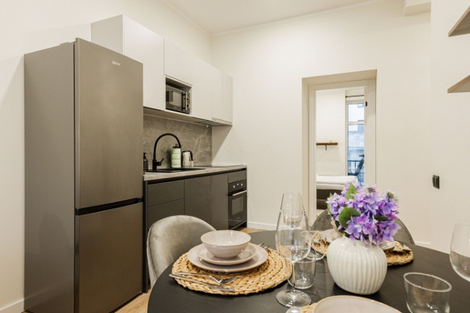 Pieejams ekskluzīvs dzīvoklis īstermiņa īrei Merķeļa ielā 8. Dzīvoklis ir pilnībā Rīga - foto 4