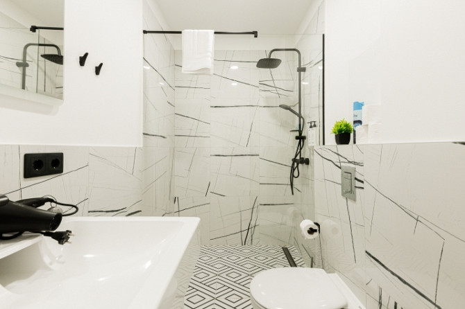 Pieejams ekskluzīvs dzīvoklis īstermiņa īrei Merķeļa ielā 8. Dzīvoklis ir pilnībā Rīga - foto 8