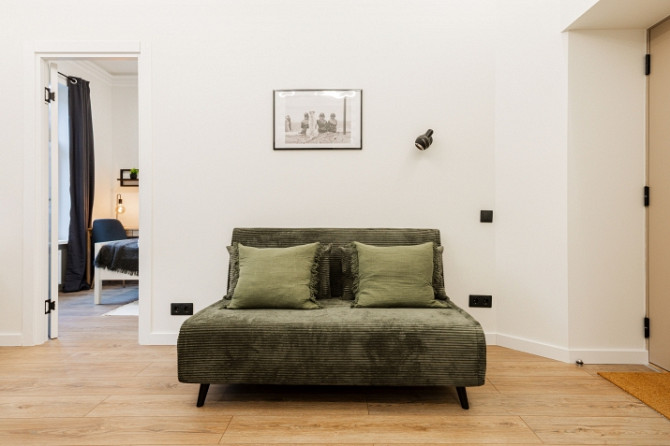 Pieejams ekskluzīvs dzīvoklis īstermiņa īrei Merķeļa ielā 8. Dzīvoklis ir pilnībā Rīga - foto 6