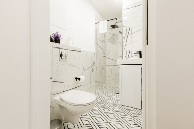 Pieejams ekskluzīvs dzīvoklis īstermiņa īrei Merķeļa ielā 8. Dzīvoklis ir pilnībā Rīga - foto 7