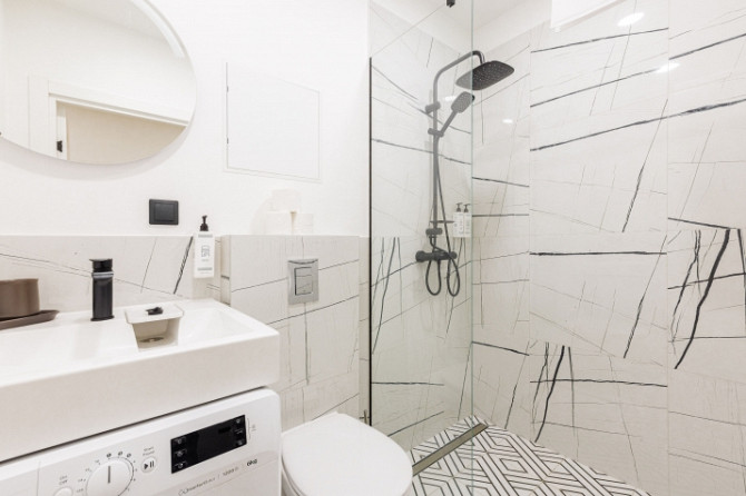 Pieejams ekskluzīvs dzīvoklis īstermiņa īrei Merķeļa ielā 8. Dzīvoklis ir pilnībā Rīga - foto 9