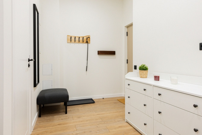 Pieejams ekskluzīvs dzīvoklis īstermiņa īrei Merķeļa ielā 8. Dzīvoklis ir pilnībā Rīga - foto 8