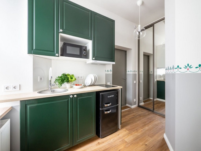 Pieejams studijas tipa dzīvoklis īstermiņa īrei. Dzīvoklis ir pilnībā aprīkots, ar visu Rīga - foto 3