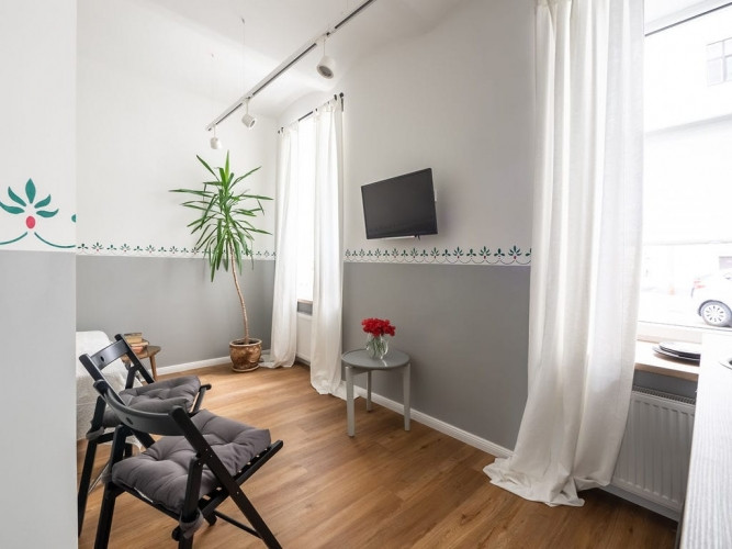 Pieejams studijas tipa dzīvoklis īstermiņa īrei. Dzīvoklis ir pilnībā aprīkots, ar visu Rīga - foto 4