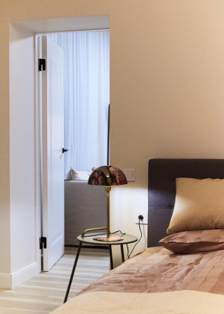 Pieejams 2 istabu dzīvoklis Dzirnavu ielā, pašā Rīgas centrā. Aktīva apkārtne, taču Rīga - foto 5