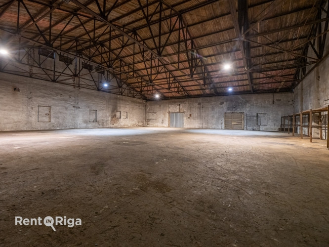 Noliktavas telpas ilgtermiņa nomai  720 m, tuvu Rīgas centram  Piedāvājam plašas un Rīga - foto 7