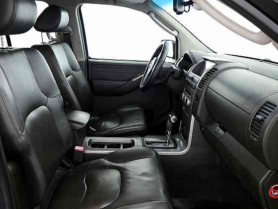 Nissan Navara Doublecab Luxury 4x4 ATM 2.5 dCi 126kW Таллин