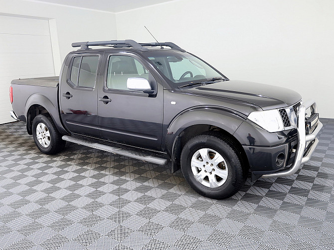 Nissan Navara Doublecab Luxury 4x4 ATM 2.5 dCi 126kW Таллин - изображение 1