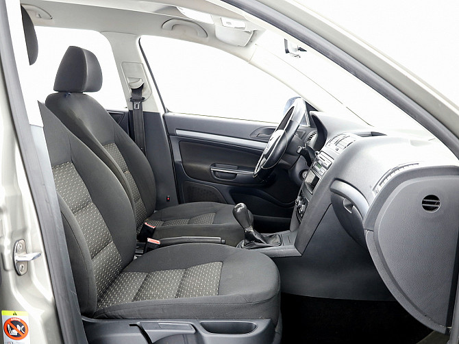 Skoda Octavia Comfortline Facelift 1.6 75kW Tallina - foto 6