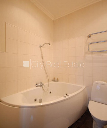 Новостройка, фасадный дом, энергоэффективный дом, вход со двора, лифт, балкон, две Рига - изображение 18