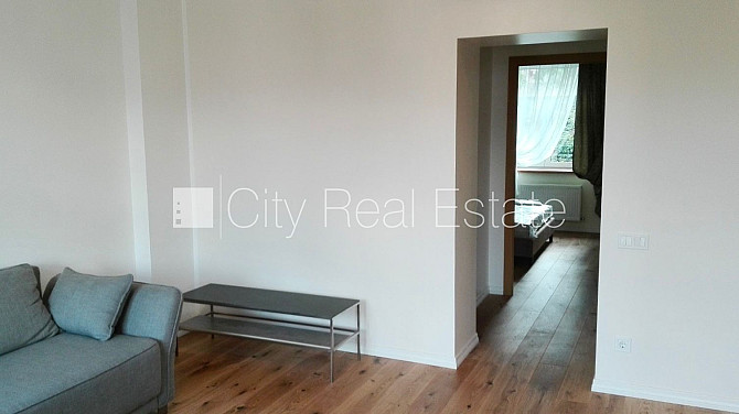 Фасадный дом, благоустроенная озеленённая территория, закрытый двор, территория Рига - изображение 20