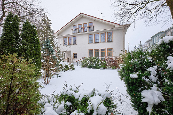 Piedāvājam iegādei kvalitatīvu privātmāju ar sakoptu un apzaļumotu teritoriju, klusā privātmāju apbū Рига - изображение 1