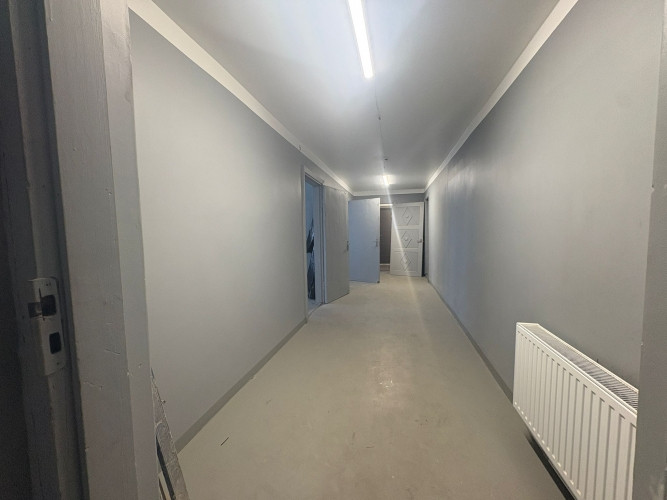 Tiek nomāta multi funkcionāla ēka 300 m Ir vieta ērtai auto novietošanai un piebraukšanai. Rīga - foto 5