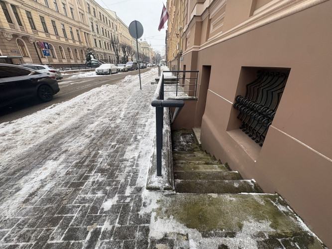 Pieejamas tirdzniecības telpas Klusajā centrā, Antonijas ielā 4. Kopējā platība  80 m, Rīga - foto 2