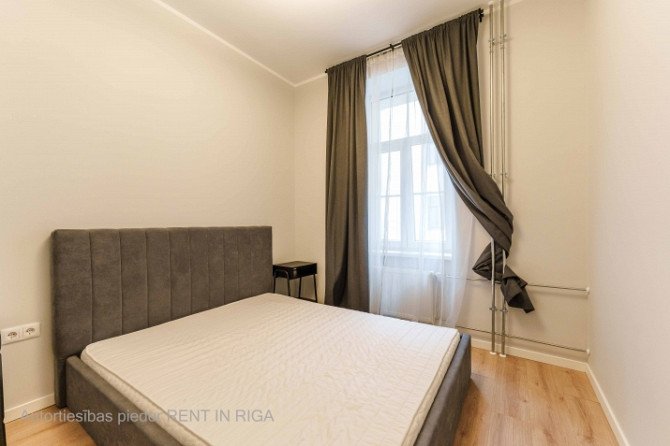 Меблированная 2-комнатная квартира в активном центре  Сдаётся элегантная и Рига - изображение 2