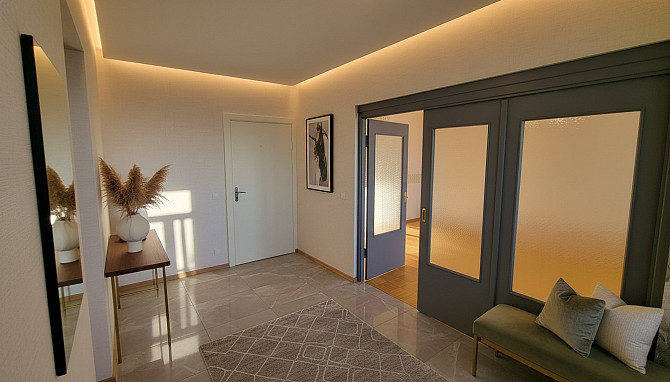 Dzīvokļa video tūri var noskatīties, nospiežot uz mājas lapas sludinājuma lejas daļā.
Jauns... Rīga - foto 15