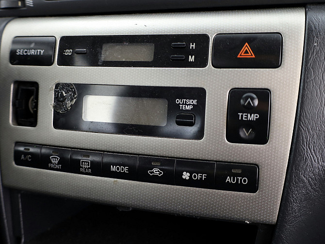 Toyota Corolla Linea Sol 2.0 D-4D 66kW Tallina - foto 8