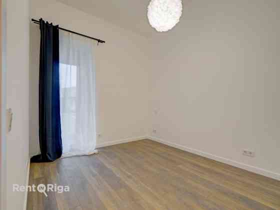 Аренда с правом выкупа!  Современный таунхаус в частном, закрытом жилом поселке. Юрмала