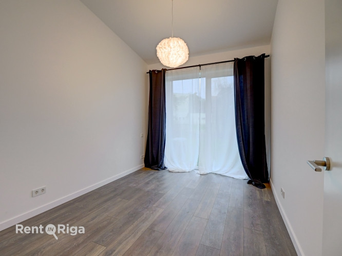 Аренда с правом выкупа!  Современный таунхаус в частном, закрытом жилом поселке. Юрмала - изображение 7