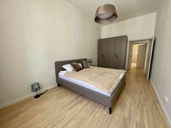 Gaumīgs un tikko remontēts dzīvoklis Rīgas centrā.  Plānojums:  + Plaša viesistaba, kas apvienota ar Рига