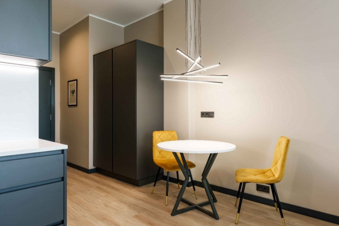 Piedāvājumā stilīgs un mājīgs 1-istabas dzīvoklis Rīgas centrā, kas apvieno elegantu Rīga - foto 4