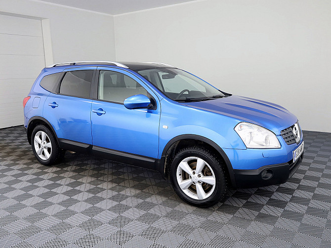 Nissan Qashqai+2 Comfort 4x4 ATM 2.0 104kW Таллин - изображение 1