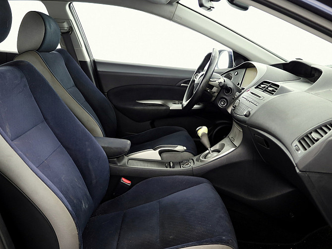 Honda Civic Elegance 1.8 103kW Таллин - изображение 6