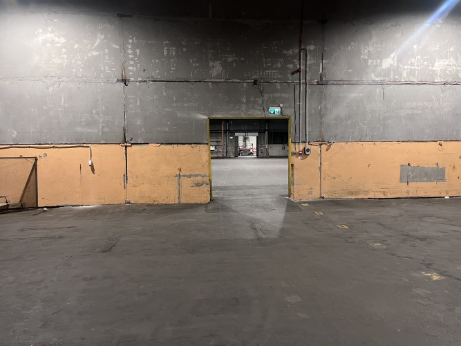 Nomai pieejamas noliktavas telpas Meiranu iela 4.  * Kopēja Platība 1750 kv. m. ; * Griestu augstāka Рига - изображение 9