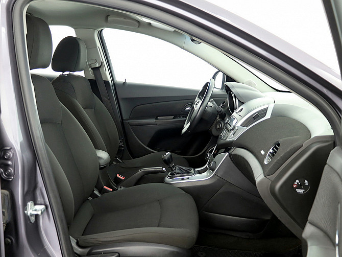 Chevrolet Cruze Facelift 1.6 91kW Таллин - изображение 6