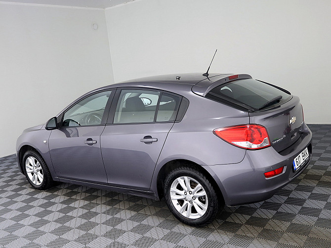 Chevrolet Cruze Facelift 1.6 91kW Таллин - изображение 4