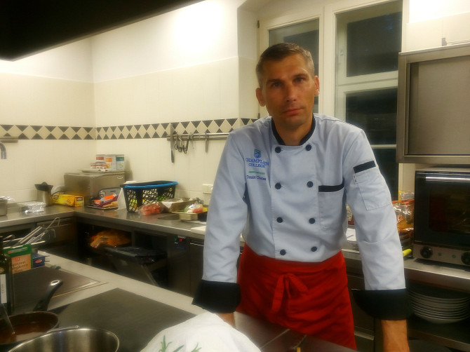 Профессиональный повар с большим опытом шеф-повара ищет постоянную работу. Рассмотрю все... Рига - изображение 1