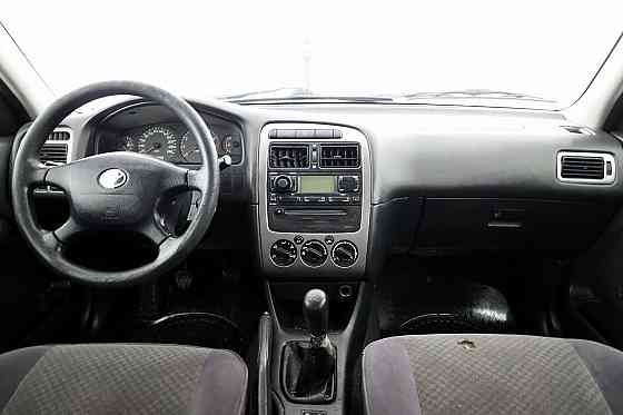 Toyota Avensis Linea Sol A-C 1.6 81kW Tallina