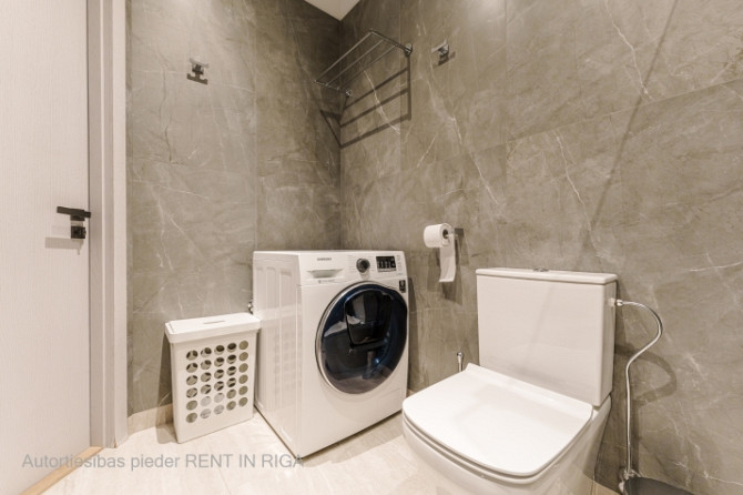 Элегантная двухкомнатная квартира в аренду в тихом центре, в посольском районе Рига - изображение 7