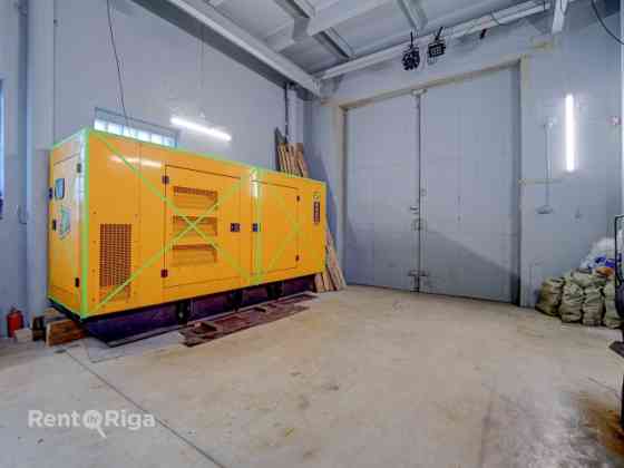 Многофункциональное здание в аренду 300 м Есть место для удобной парковки и Rīga