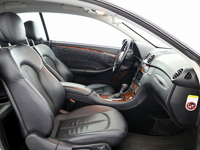 Mercedes-Benz CLK 280 Facelift ATM 3.0 170kW Таллин - изображение 6