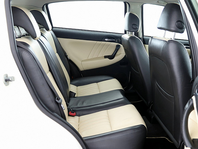 Alfa Romeo 147 Exclusive Facelift 1.6 88kW Tallina - foto 7