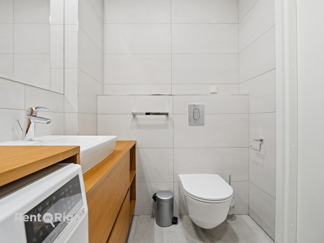 Piedāvājumā  kvalitatīvi un pārdomāti plānots 3-istabu dzīvoklis Āgenskalnā, vienā no Rīga - foto 9