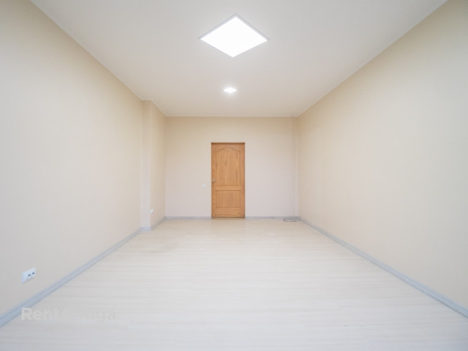 Аккуратное здание и тихие, качественные офисы в самом центре Риги на улице Рига - изображение 2