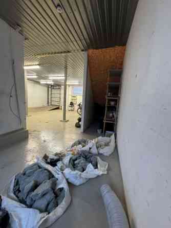 Telpas noliktavai, darbnīcai, veikalam.  Vestienas iela 2, iežogota un apsargāta teritorija pie paša Rīga